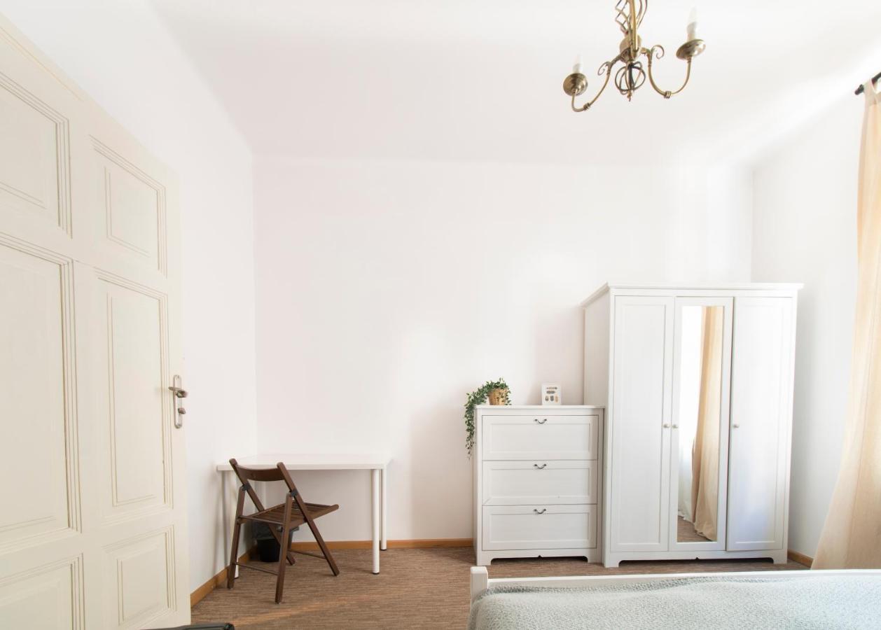 Spacious Apartments Zyblikiewicza Street Cracovie Extérieur photo