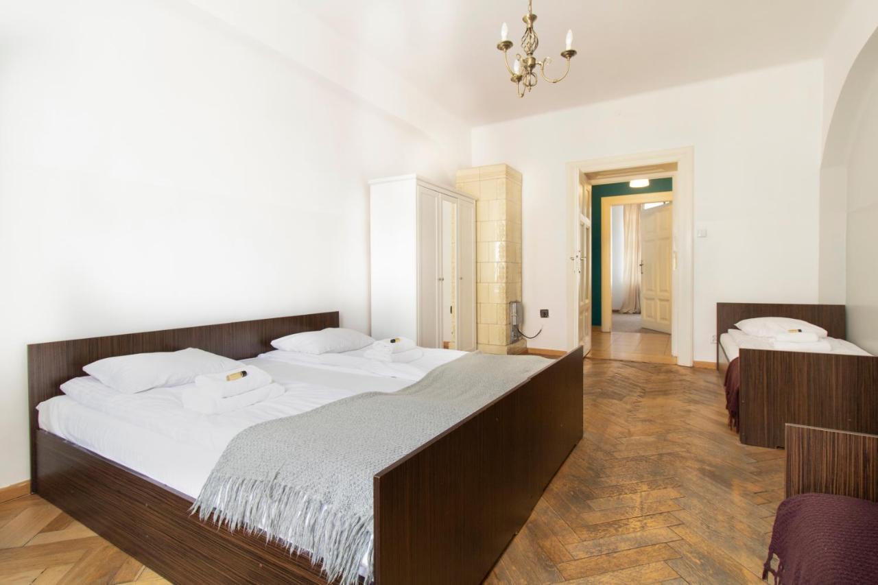 Spacious Apartments Zyblikiewicza Street Cracovie Extérieur photo